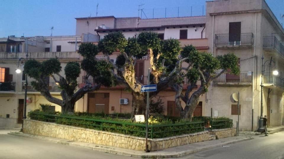 Vista Mare Apartment Trappeto  Bagian luar foto