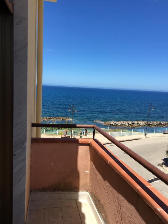 Vista Mare Apartment Trappeto  Bagian luar foto