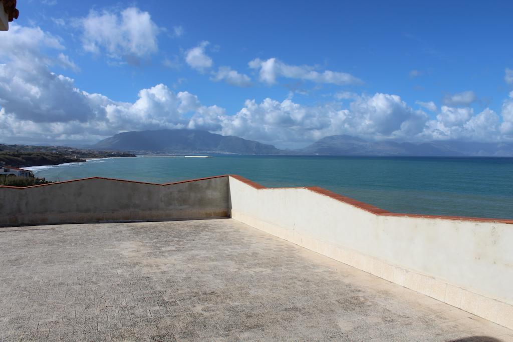 Vista Mare Apartment Trappeto  Bagian luar foto