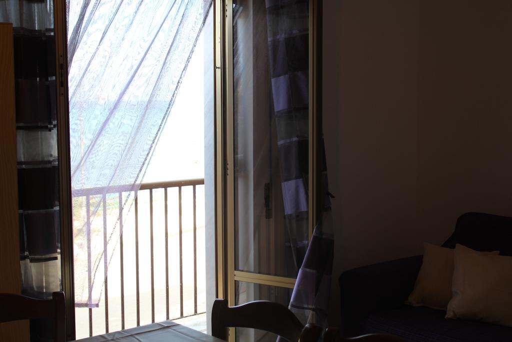 Vista Mare Apartment Trappeto  Ruang foto