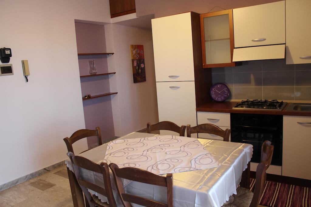 Vista Mare Apartment Trappeto  Ruang foto